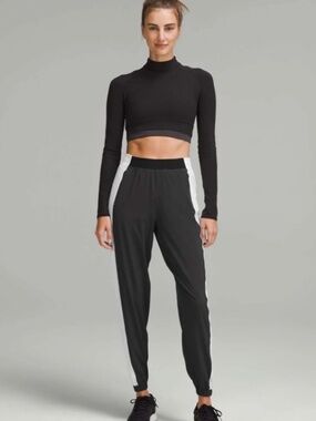 Lululemon Adapted State Colour Block Jogger (Sz. 8)